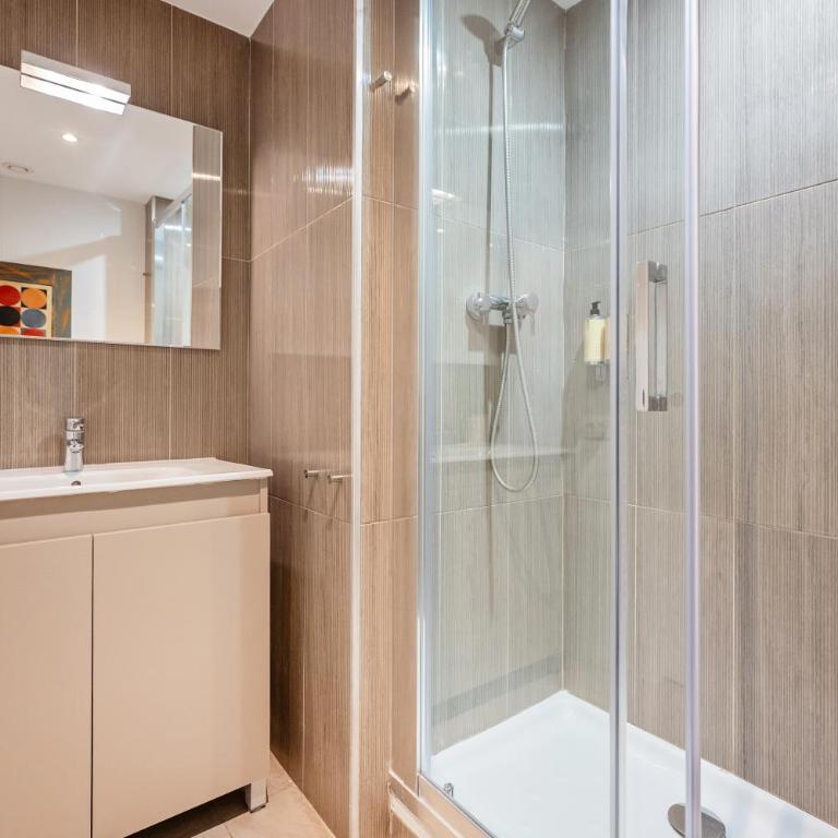Sweett - Casa Bailen - Two-Bedroom Apartment - 7