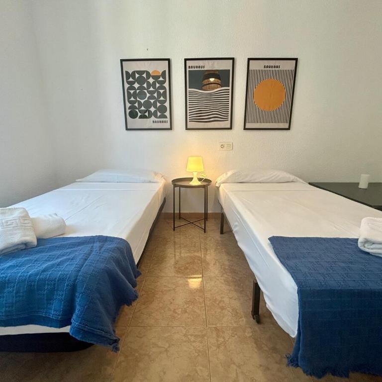 Santa Faz 3 IZQ Plaza Centro Alicante 6 Huéspedes - Three-Bedroom Apartment - 6