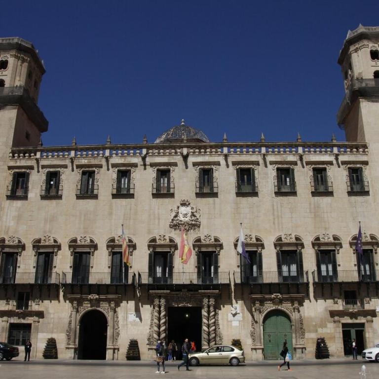 Santa Faz 3 IZQ Plaza Centro Alicante 6 Huéspedes - Three-Bedroom Apartment - 19