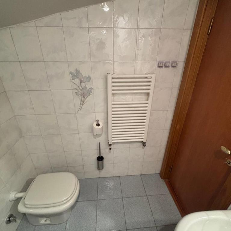 Appartamenti Giomein Rododendro - ad un passo dalle piste e vicino al centro di Cervinia - Appartamento con 2 Camere da Letto - 20