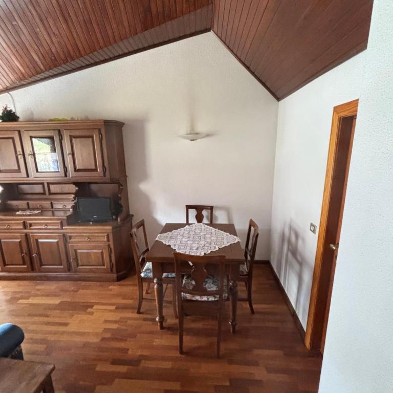 Appartamenti Giomein Rododendro - ad un passo dalle piste e vicino al centro di Cervinia - Appartamento con 2 Camere da Letto - 18