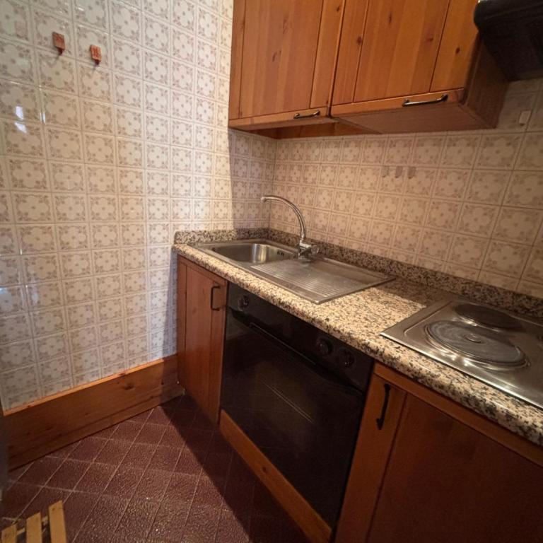 Appartamenti Giomein Rododendro - ad un passo dalle piste e vicino al centro di Cervinia - Appartamento con 2 Camere da Letto - 17
