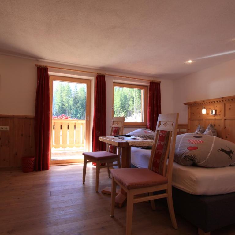 Pension Waldesruh - Dreibettzimmer - 7