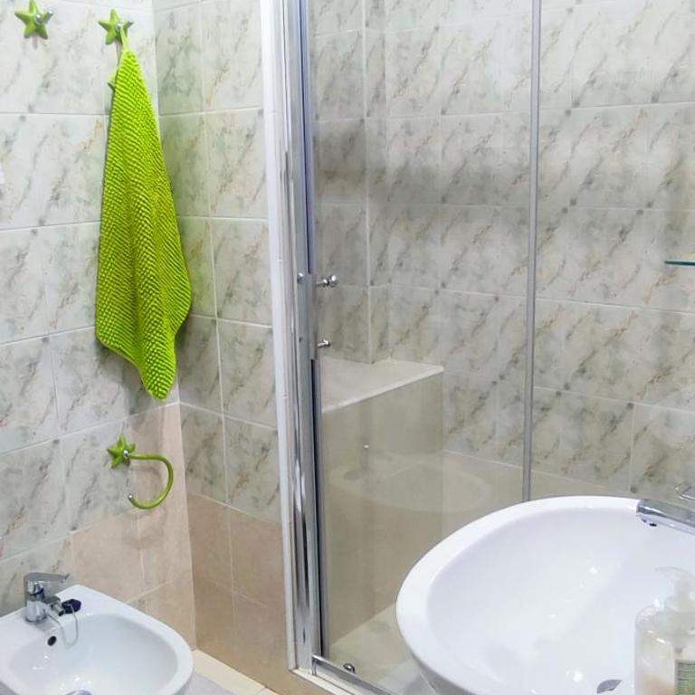 Home Delicias - Three-Bedroom Apartment - 19