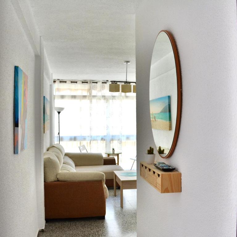 Home Delicias - Three-Bedroom Apartment - 4