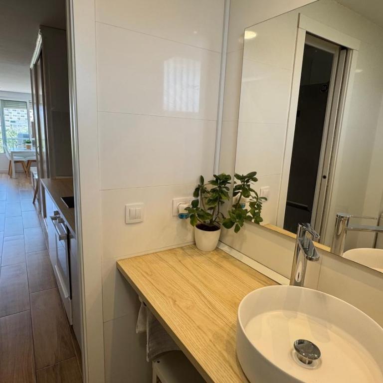 Apartamento 5 min Playa San Juan con piscina Club del Mar By Turihome - Two-Bedroom Apartment - 25