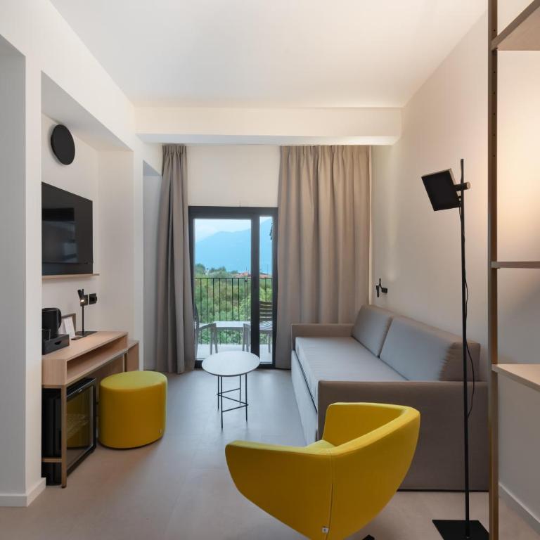 Hotel Royal Village - Junior Suite con Vista Lago - 2