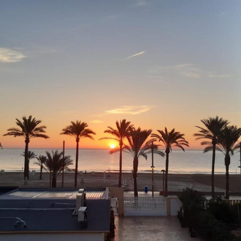 Apartamento 5 min Playa San Juan con piscina Club del Mar By Turihome - Two-Bedroom Apartment - 37