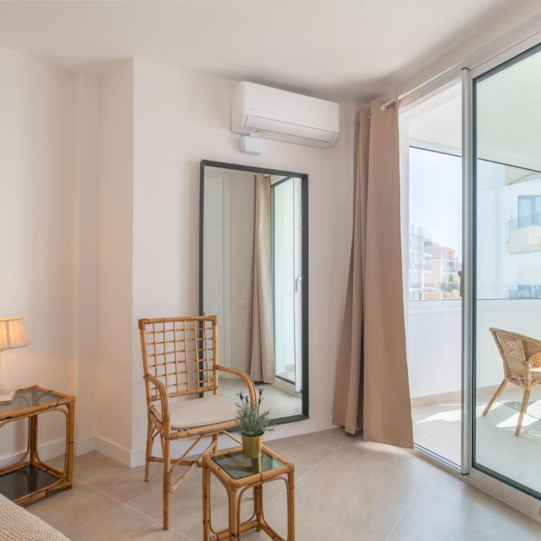 In front of SEA & CENTER - Apartamento de 2 dormitorios con balcón y vistas al mar - 19