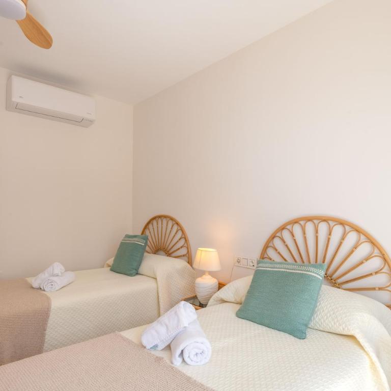 In front of SEA & CENTER - Apartamento de 2 dormitorios con balcón y vistas al mar - 33
