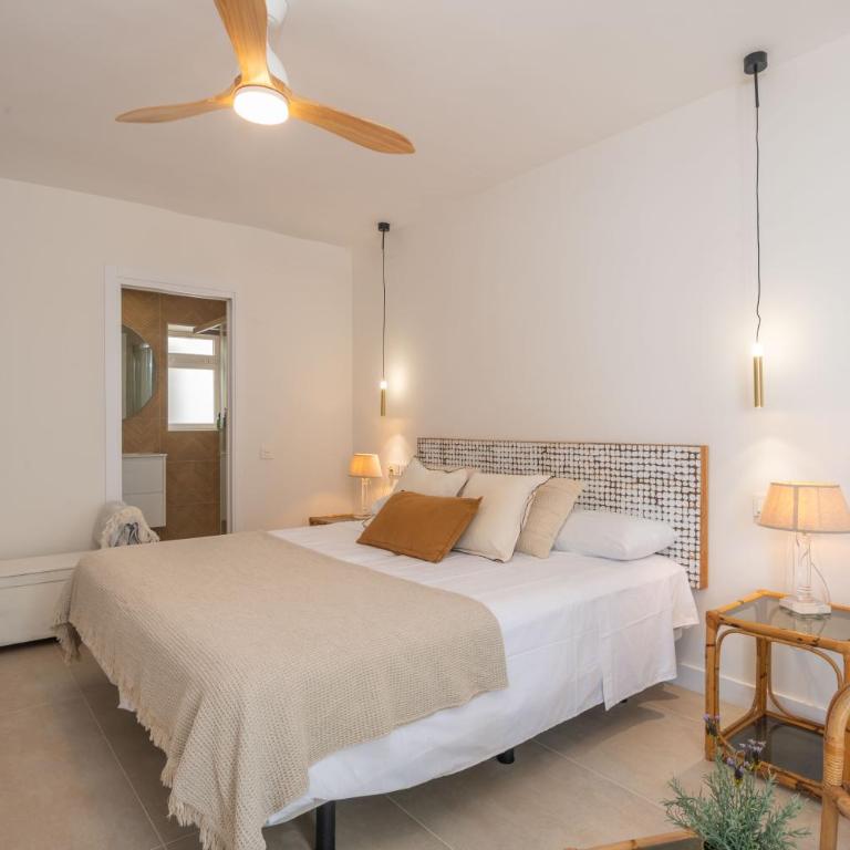 In front of SEA & CENTER - Apartamento de 2 dormitorios con balcón y vistas al mar - 36