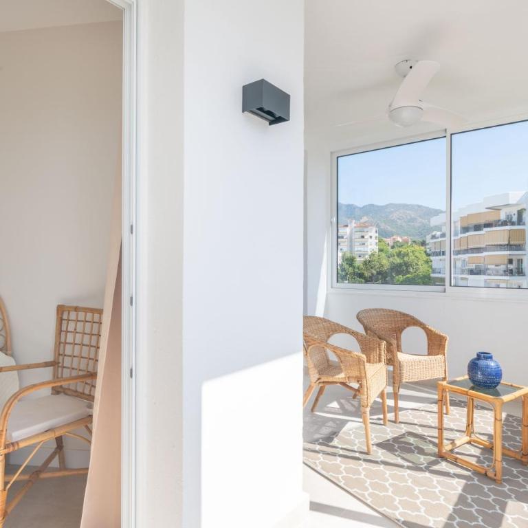 In front of SEA & CENTER - Apartamento de 2 dormitorios con balcón y vistas al mar - 49