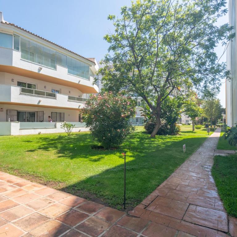 In front of SEA & CENTER - Apartamento de 2 dormitorios con balcón y vistas al mar - 54