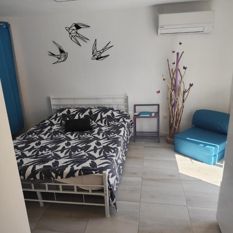 Aux portes de Camargue - One-Bedroom Apartment - 10