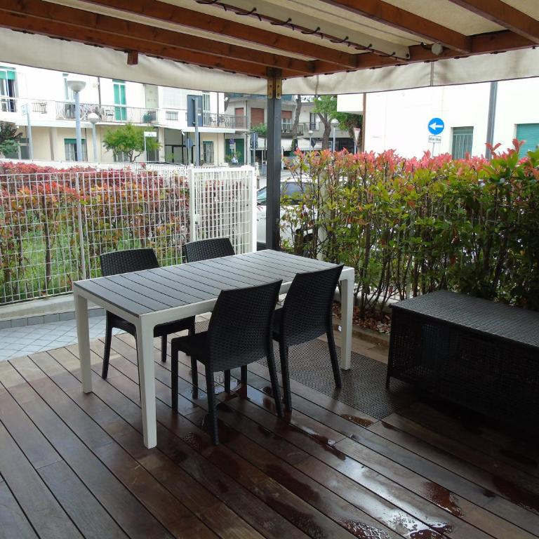 Appartamento Asia Torre Pedrera - Apartment with Garden View - 3