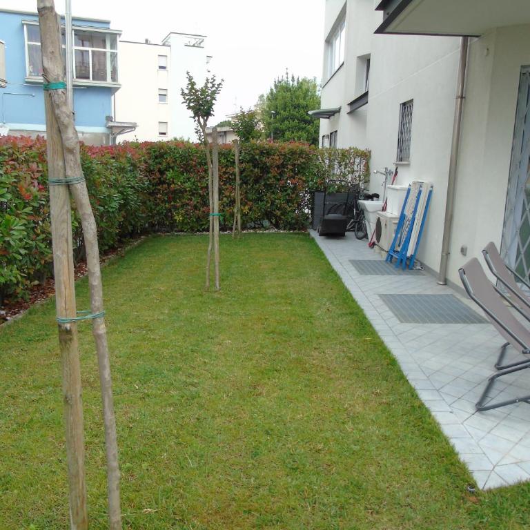 Appartamento Asia Torre Pedrera - Apartment with Garden View - 7