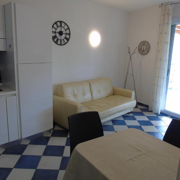 Appartamento Asia Torre Pedrera - Apartment with Garden View - 9