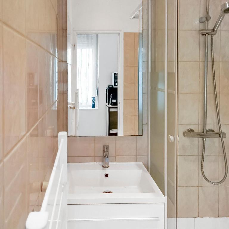 Le Petit Stanislas I, Calme & Original - Appartement 1 Chambre avec Terrasse - 12