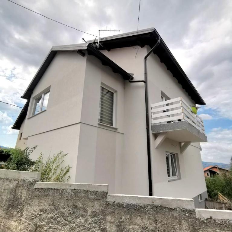 Ilidza Nature Home - Kuća sa 4 Spavaće Sobe - 9