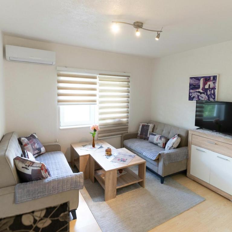 Ilidza Nature Home - Kuća sa 4 Spavaće Sobe - 27