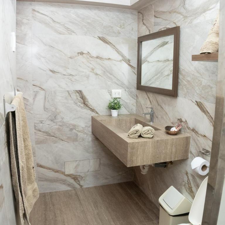 Hotel Curasi - Quadruple Room - 1