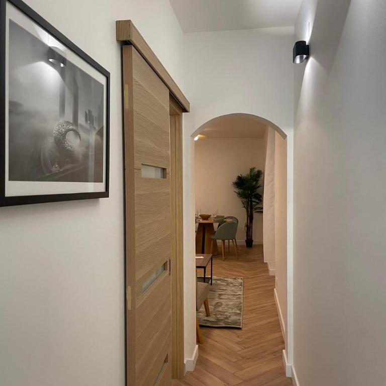 Recently renovated apartment in quiet area in heart of Old Nice - Appartement 2 Chambres - 3