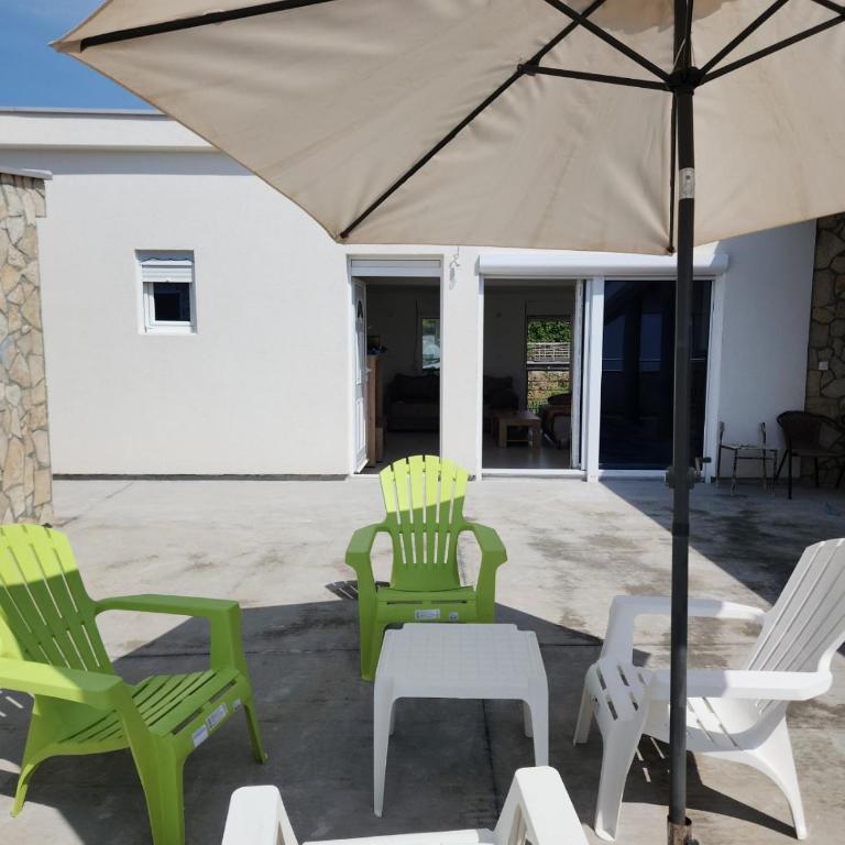 Ekilo - One-Bedroom Apartment with Sea View and Balcony - 10