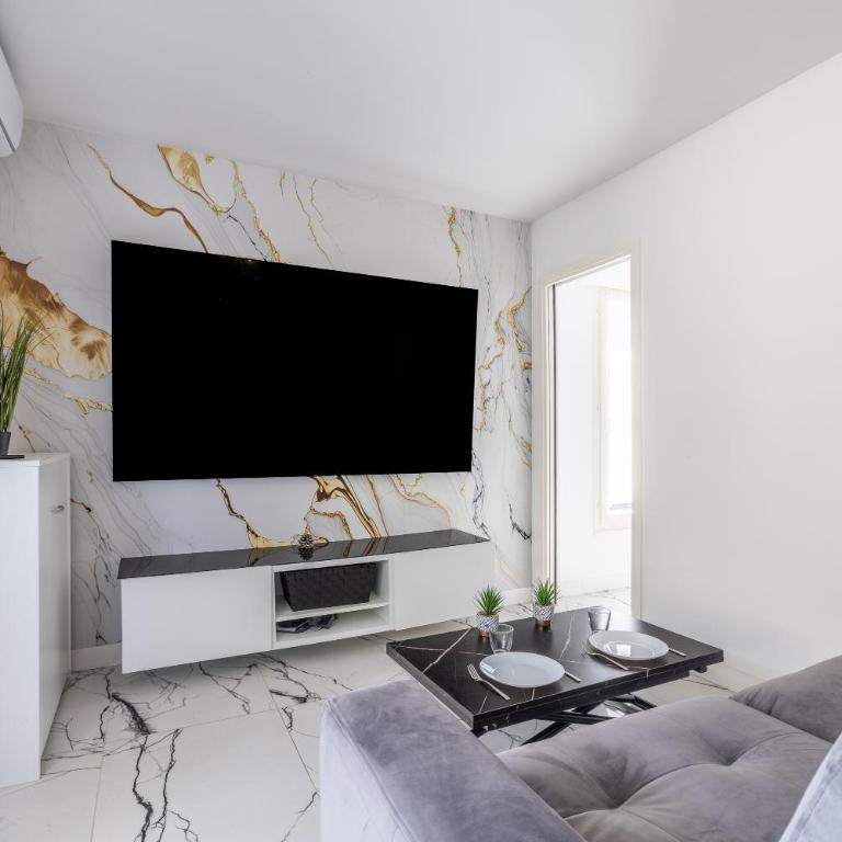 LB Vacation Rentals I A Quiet Place with Terrace in the Heart of Cannes - Apartment mit 1 Schlafzimmer - 7
