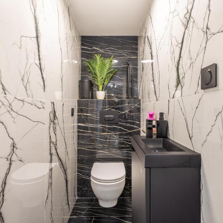 LB Vacation Rentals I A Quiet Place with Terrace in the Heart of Cannes - Apartment mit 1 Schlafzimmer - 20