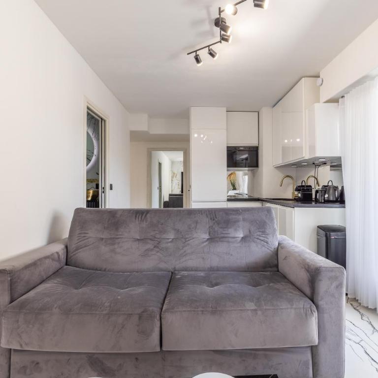LB Vacation Rentals I A Quiet Place with Terrace in the Heart of Cannes - Apartment mit 1 Schlafzimmer - 23