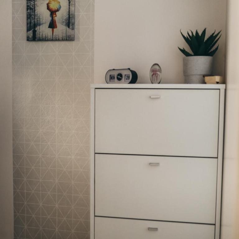Apartment Ember - Three-Bedroom Apartment with Balcony - 37