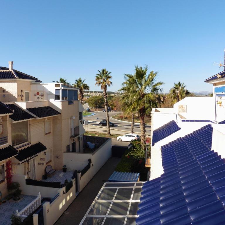 Villa with private garden 200m from the sea - Casa de 3 dormitorios - 36