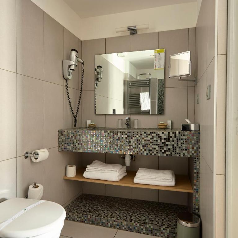 Boutique Hôtel Entraigues - Chambre Double Confort - 16