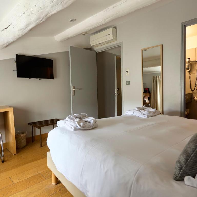 Boutique Hôtel Entraigues - Chambre Double Confort - 15