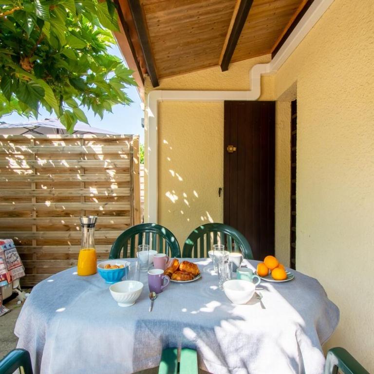 Escapade en Camargue Climatisé Terrasse Calme - Appartement 3 Chambres - 6