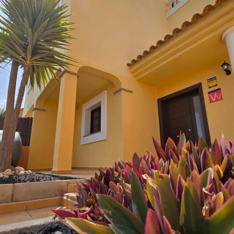 Inés Group Home by Best Holidays Fuerteventura - Three-Bedroom House - 30