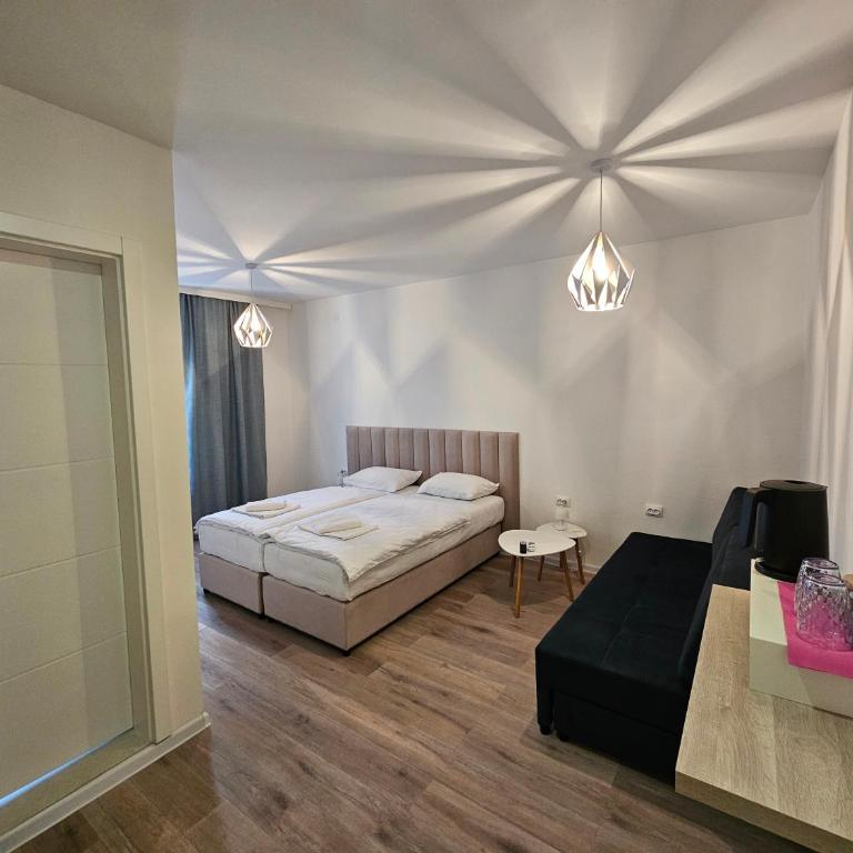 Riverside Residence - Trokrevetna Soba sa Tušem - 11