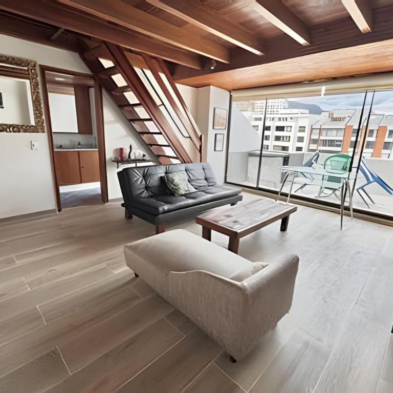 Luminoso Dúplex con Terraza - Apartamento - 23