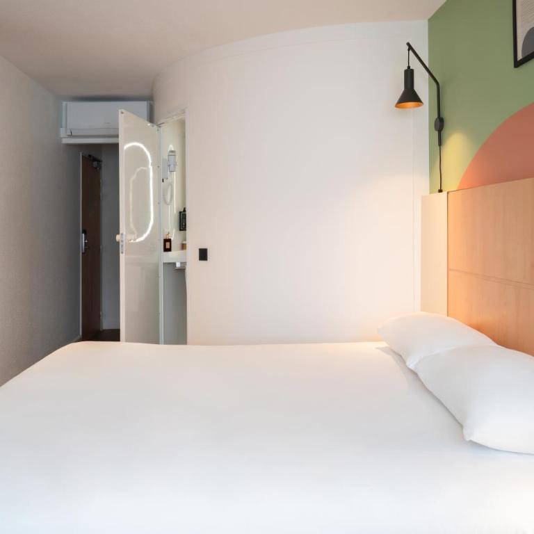 ibis Marne La Vallée Val d'Europe - Chambre Double Standard avec Canapé-Lit - 7