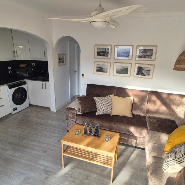 Calm & Gardens in Bungalow Parque Golf, Maspalomas - One-Bedroom Apartment - 17