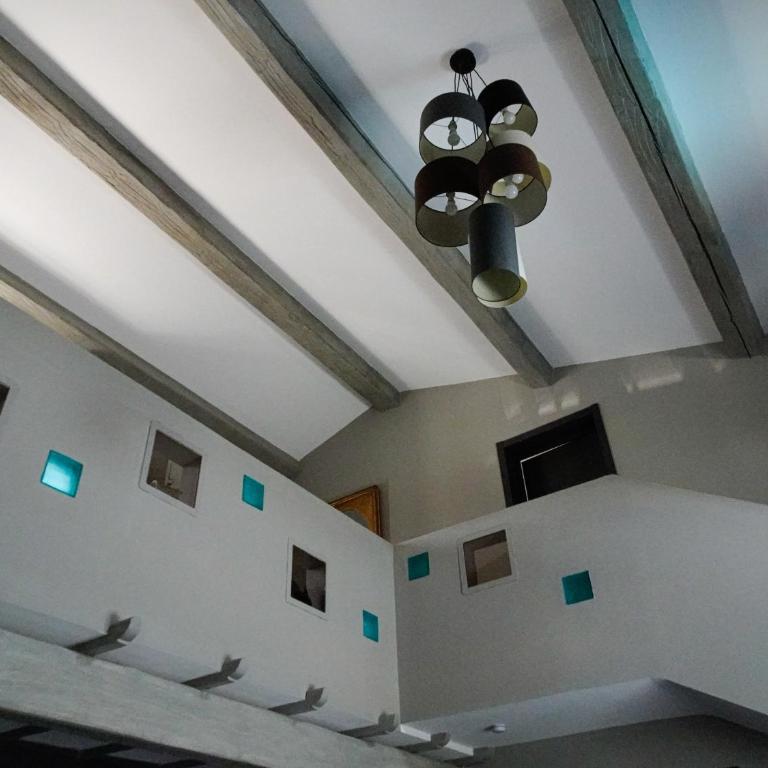 Belle maison avec piscine dans les hauteurs à Saint Raphael - Villa Deluxe - 16
