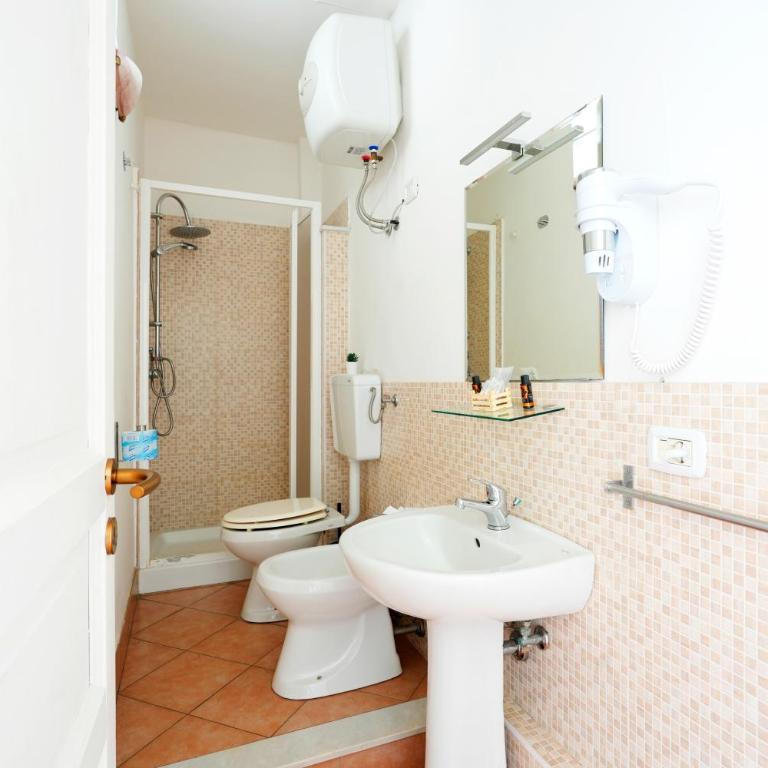 Palazzo Currò - Triple Room with View - 8
