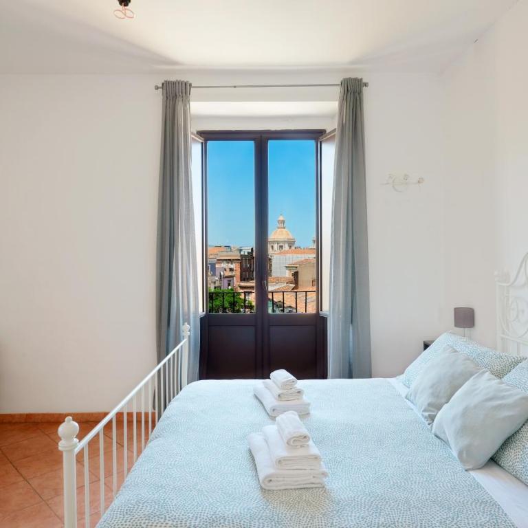 Palazzo Currò - Triple Room with View - 1