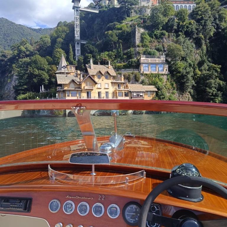 Villa Miranda Luxury Como Lake View Penthouse with Panoramic Terrace - One-Bedroom Villa - 41