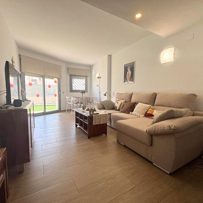 Villa Amalia II - Heated Pool, Sauna & Jacuzzi - Apartment with Garden View - 11