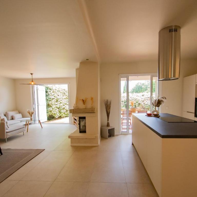 NEW Appt Bohème - 100m2 4 pers avec terrasse - Apartamento de 2 dormitorios - 16