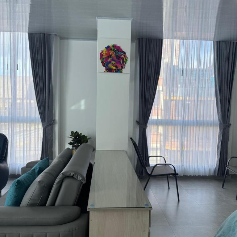 Sky Suite - One-Bedroom Apartment - 15