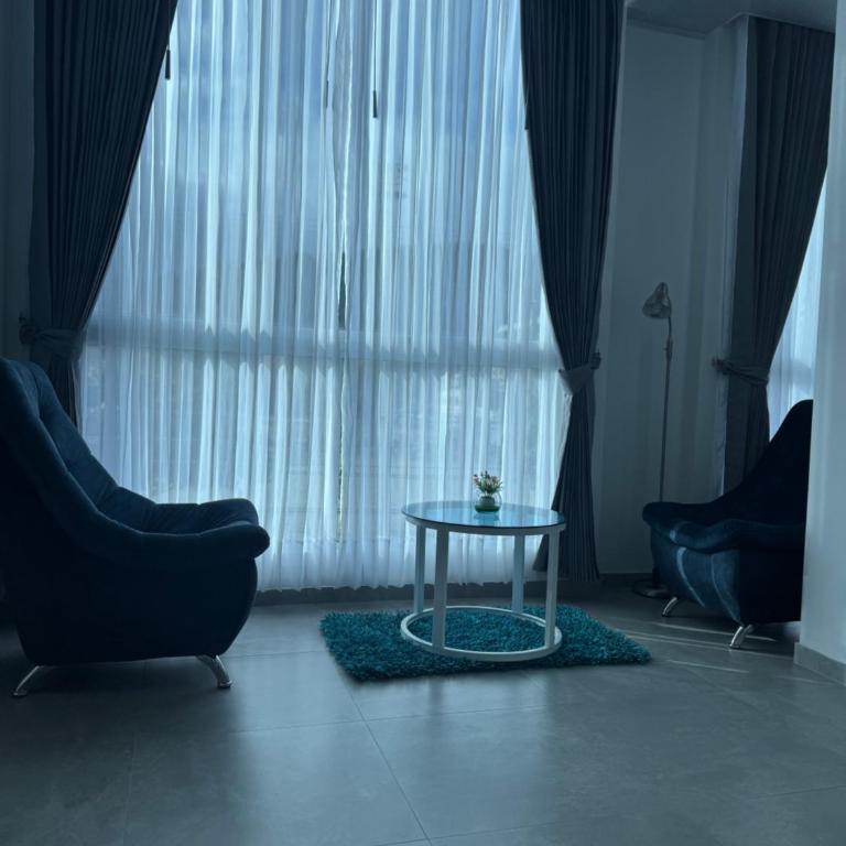 Sky Suite - One-Bedroom Apartment - 22