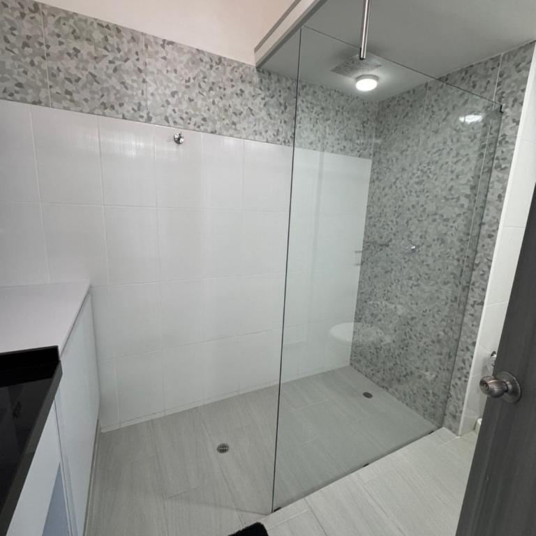 Sky Suite - One-Bedroom Apartment - 43