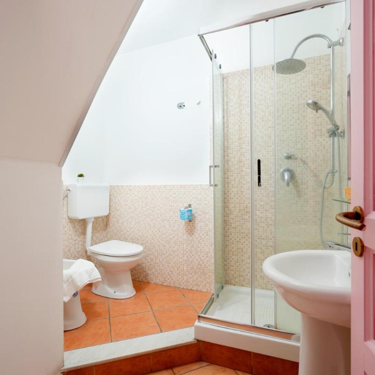 Palazzo Currò - Double Room with Balcony - 5